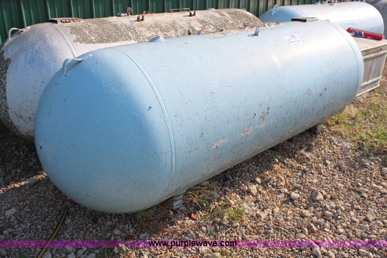 image for item G5011 500 gallon propane tank