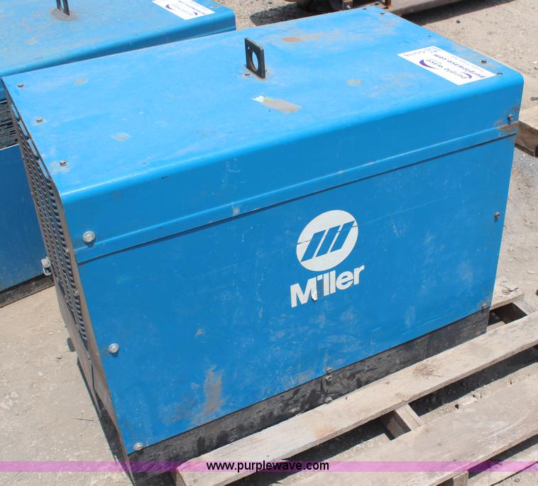 image for item G5116 Miller Deltaweld 451 arc welder