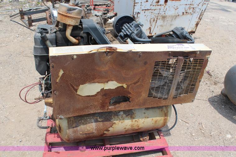 image for item G5118 Ingersoll Rand air compressor