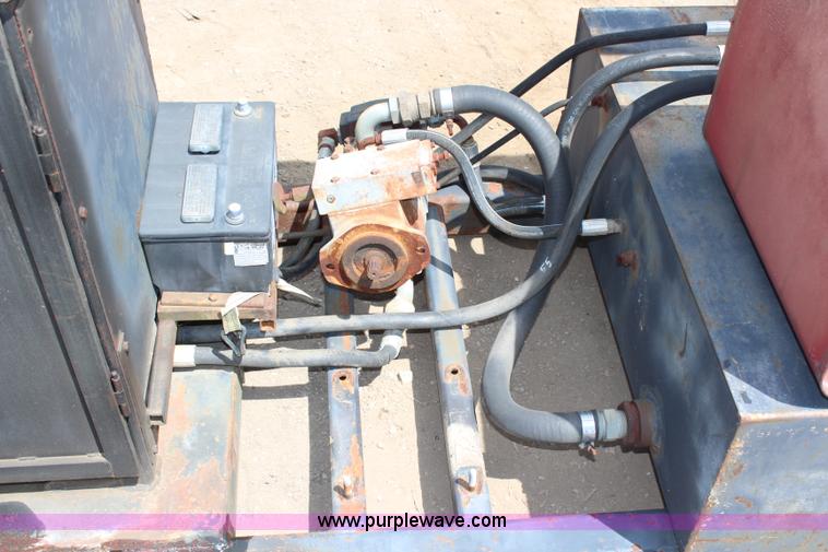 image for item G5119 Chama TM324 crane with frame