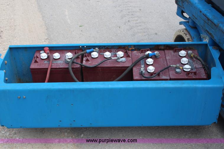 image for item G5120 1999 Genie GS2032 electric scissor lift