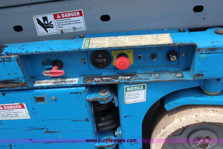 image for item G5120 1999 Genie GS2032 electric scissor lift