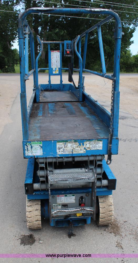 image for item G5120 1999 Genie GS2032 electric scissor lift