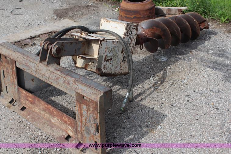 image for item G5157 Bobcat 15A skid steer auger