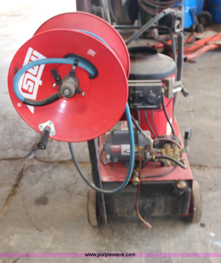 image for item G5161 Hotsy 550B pressure washer