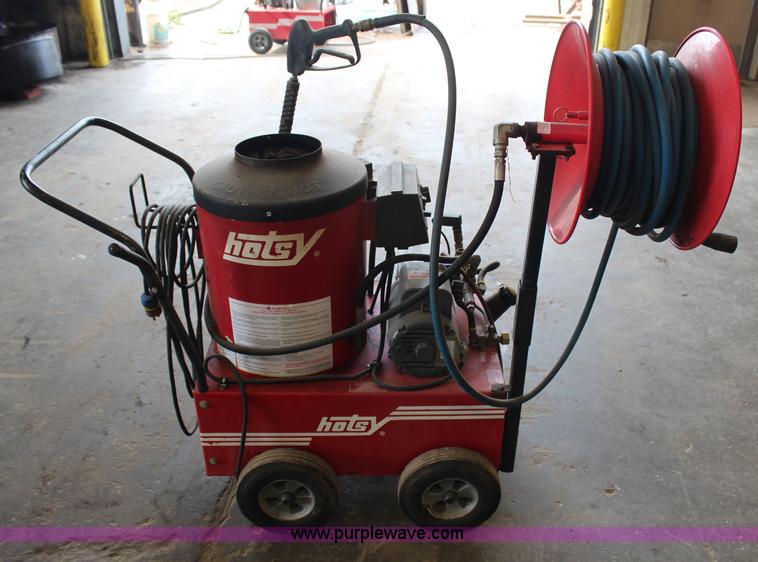 image for item G5161 Hotsy 550B pressure washer