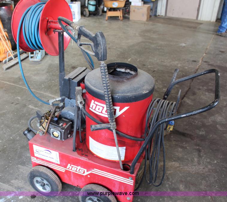image for item G5161 Hotsy 550B pressure washer