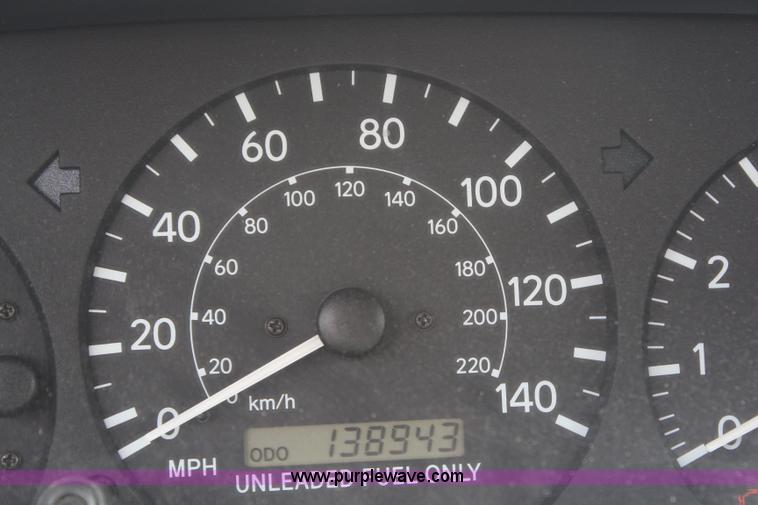 image for item G5172 1999 Toyota Camry LE