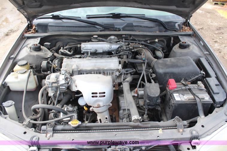 image for item G5172 1999 Toyota Camry LE