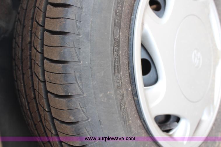 image for item G5172 1999 Toyota Camry LE