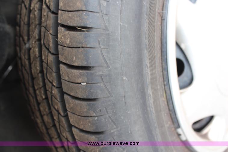 image for item G5172 1999 Toyota Camry LE