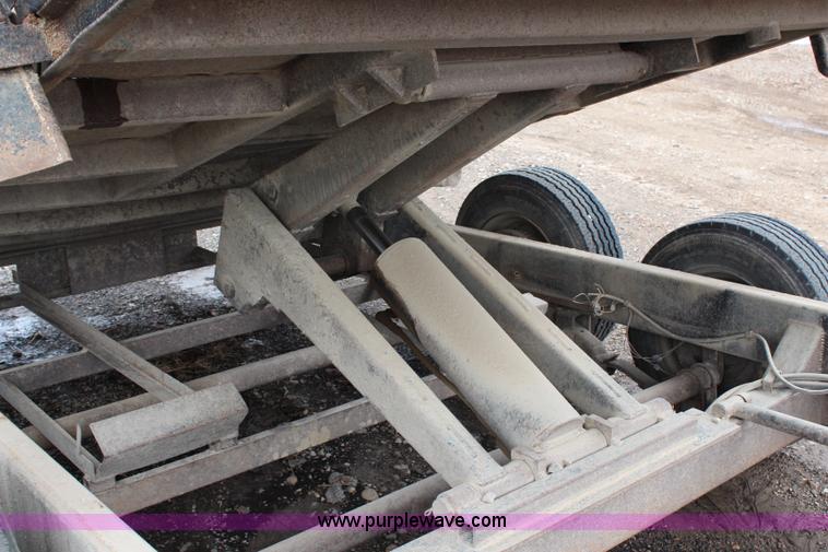 image for item G5439 2002 Felling dump trailer