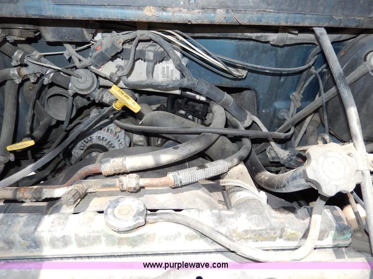 image for item H3059 1997 Dodge Ram Wagon B3500 van