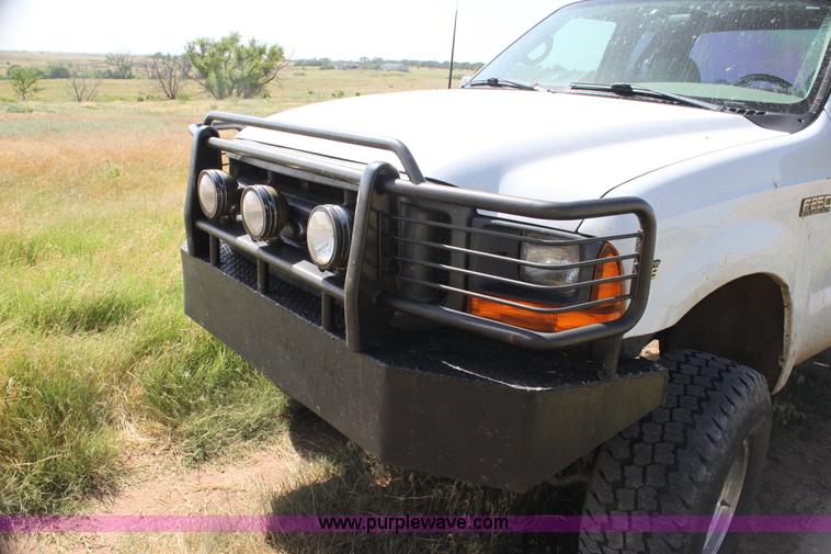 image for item H7421 2000 Ford F250 XL SuperCab pickup truck