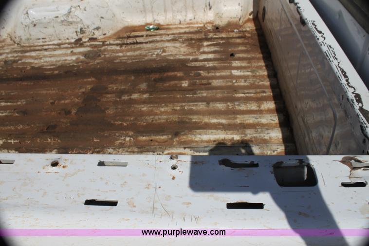 image for item H7421 2000 Ford F250 XL SuperCab pickup truck