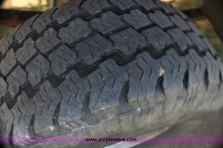 image for item H7421 2000 Ford F250 XL SuperCab pickup truck