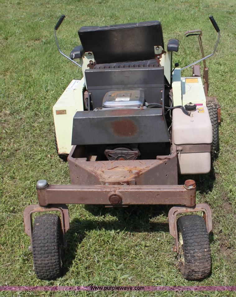image for item H7469 Grasshopper 1822 ZTR lawn mower