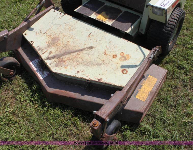 image for item H7469 Grasshopper 1822 ZTR lawn mower