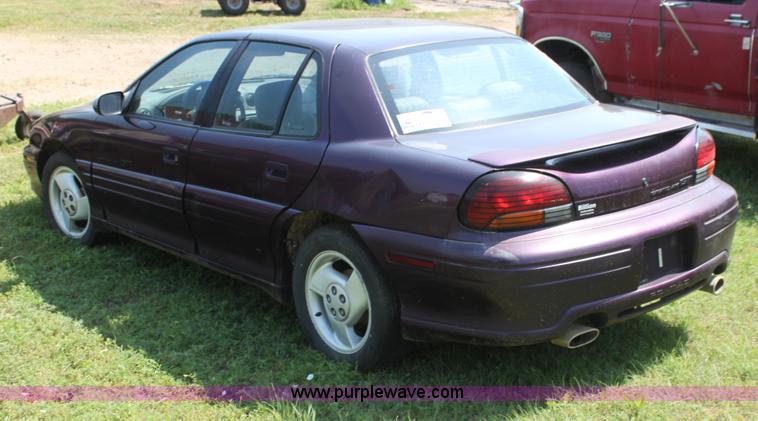 image for item H7472 1997 Pontiac Grand Am GT