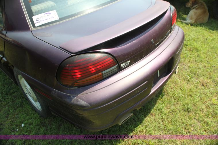 image for item H7472 1997 Pontiac Grand Am GT