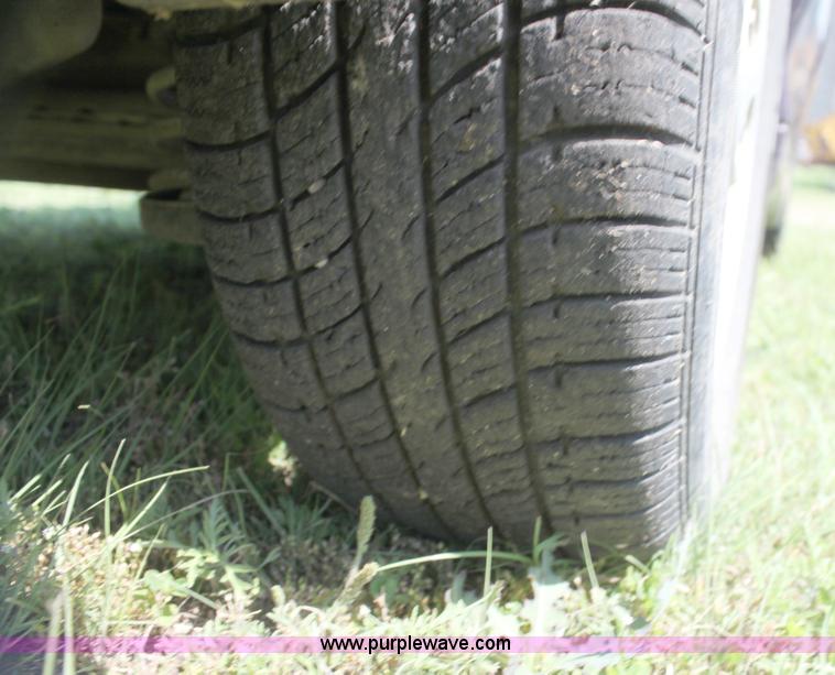 image for item H7472 1997 Pontiac Grand Am GT