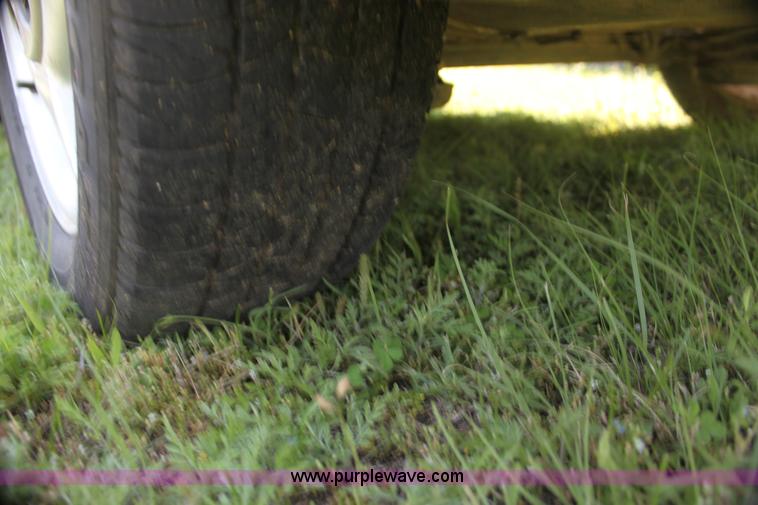 image for item H7472 1997 Pontiac Grand Am GT