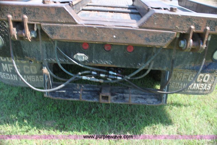 image for item H7473 1994 Ford F350 XL flatbed pickup truck