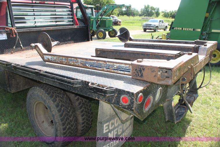 image for item H7473 1994 Ford F350 XL flatbed pickup truck