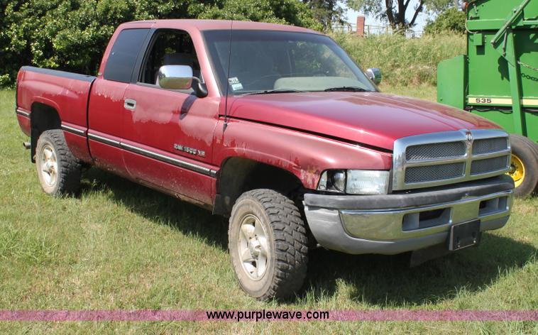 image for item H7475 1997 Dodge Ram Ram 1500 Laramie SLT pickup truck