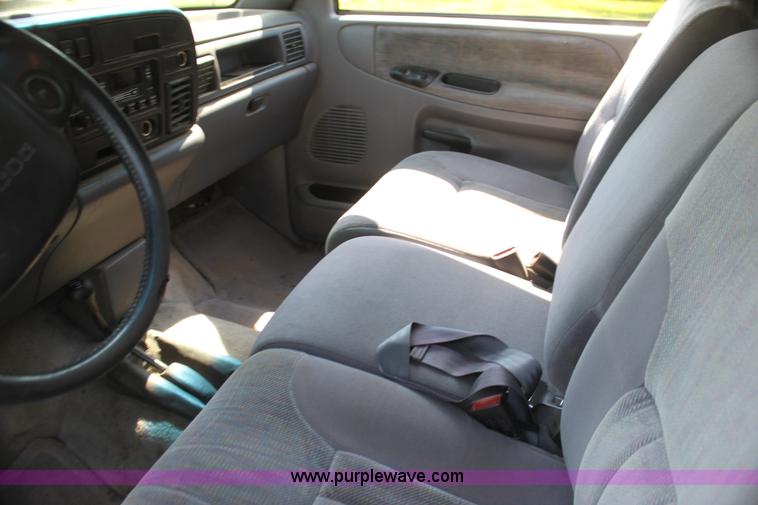 image for item H7475 1997 Dodge Ram Ram 1500 Laramie SLT pickup truck