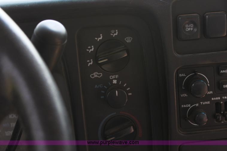 image for item H7475 1997 Dodge Ram Ram 1500 Laramie SLT pickup truck