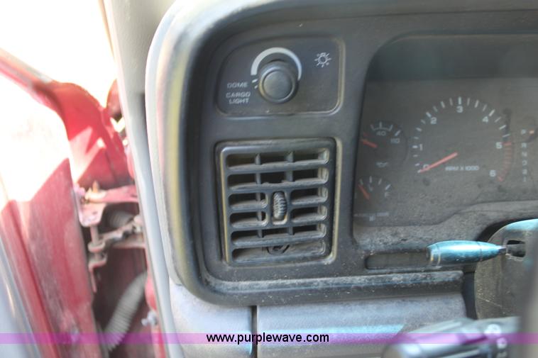 image for item H7475 1997 Dodge Ram Ram 1500 Laramie SLT pickup truck