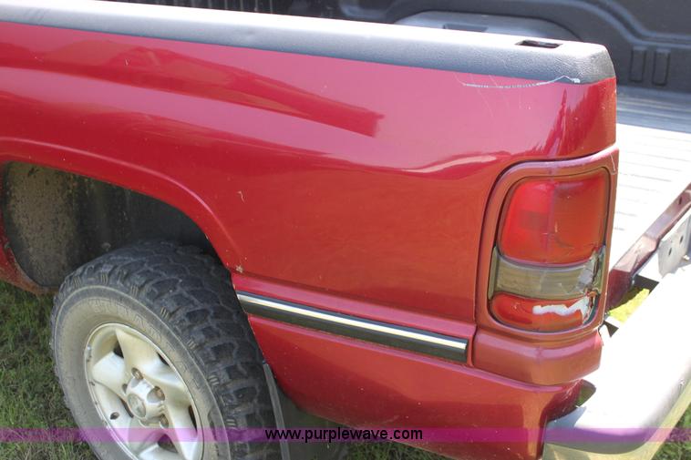 image for item H7475 1997 Dodge Ram Ram 1500 Laramie SLT pickup truck