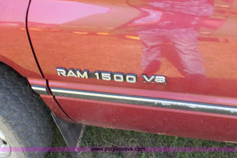 image for item H7475 1997 Dodge Ram Ram 1500 Laramie SLT pickup truck