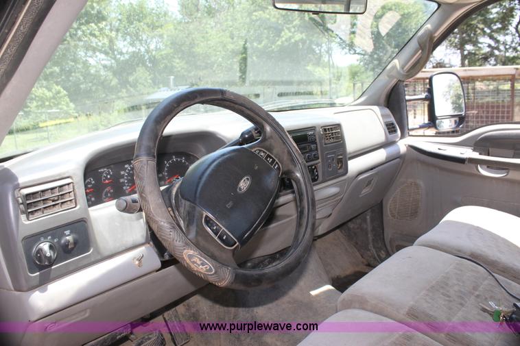 image for item H7476 1999 Ford F350 XLT flatbed truck