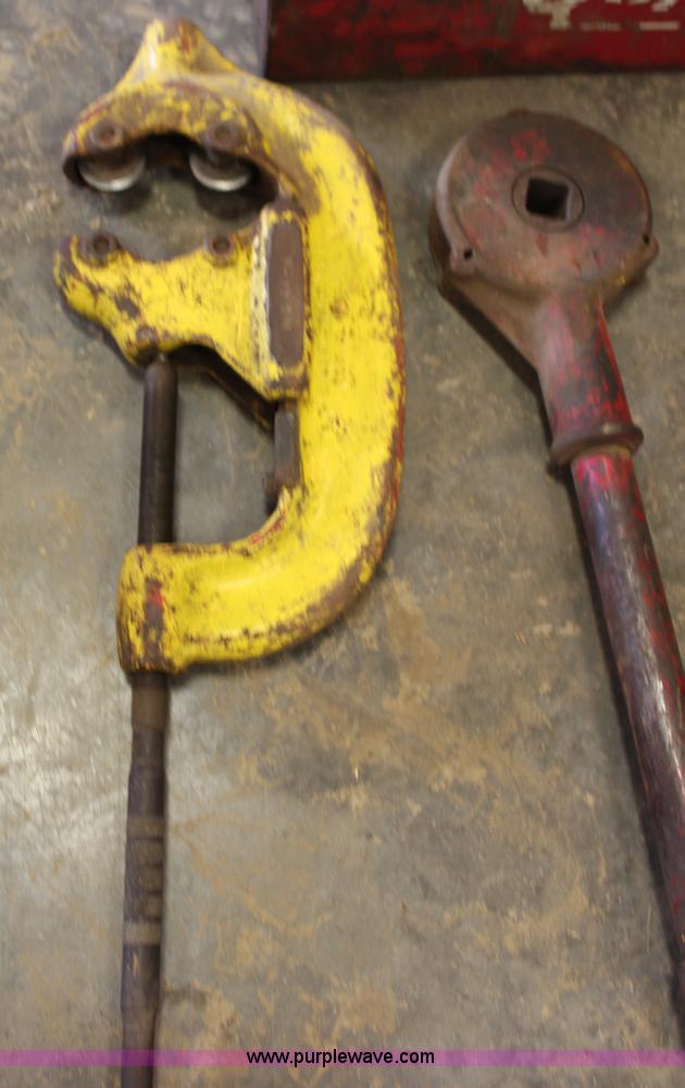 image for item X9252 Ridgid 4PJ pipe threader