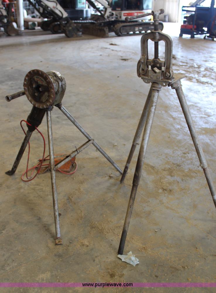 image for item X9255 Ridgid 270 pipe threader