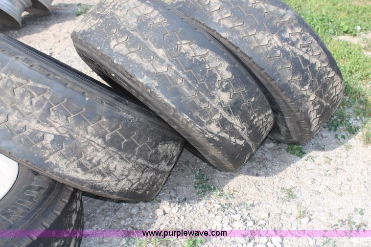image for item X9256 (4) 385/65R22.5 tires and aluminum wheels
