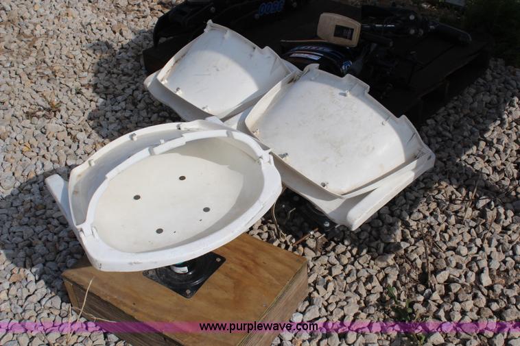 image for item X9261 Assorted boat parts