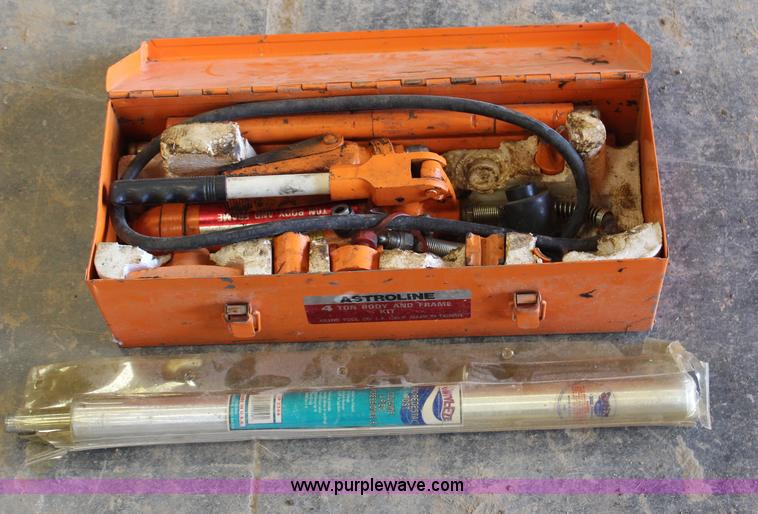 image for item X9263 Astroline four ton porta power