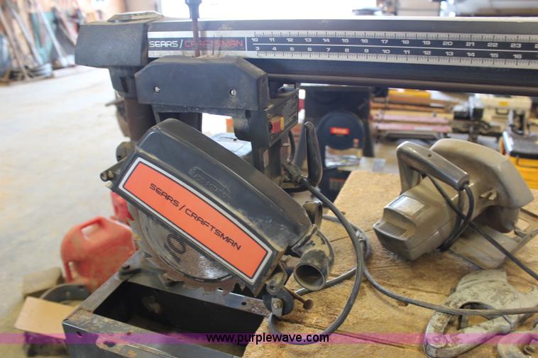 image for item X9269 Assorted tools