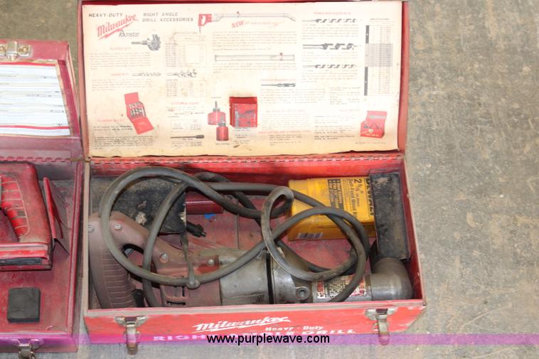 image for item X9273 Assorted tools