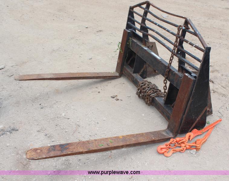 image for item X9285 Pallet forks
