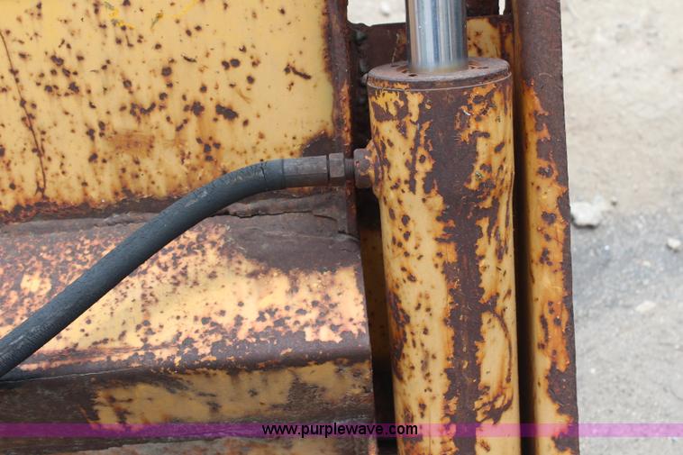 image for item X9286 4-in-1 combination bucket