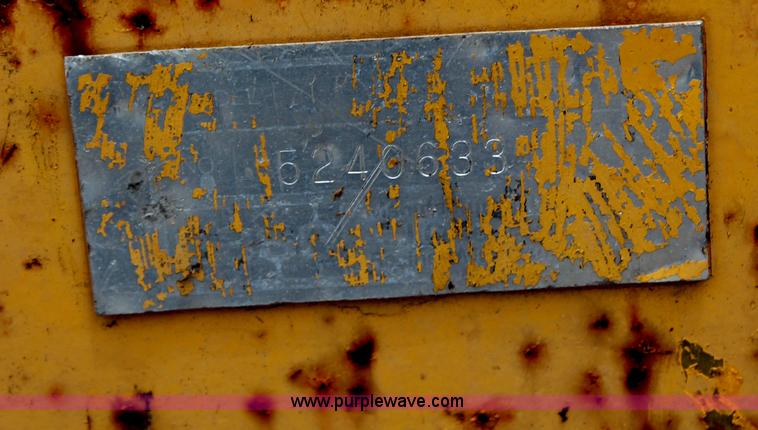 image for item X9286 4-in-1 combination bucket