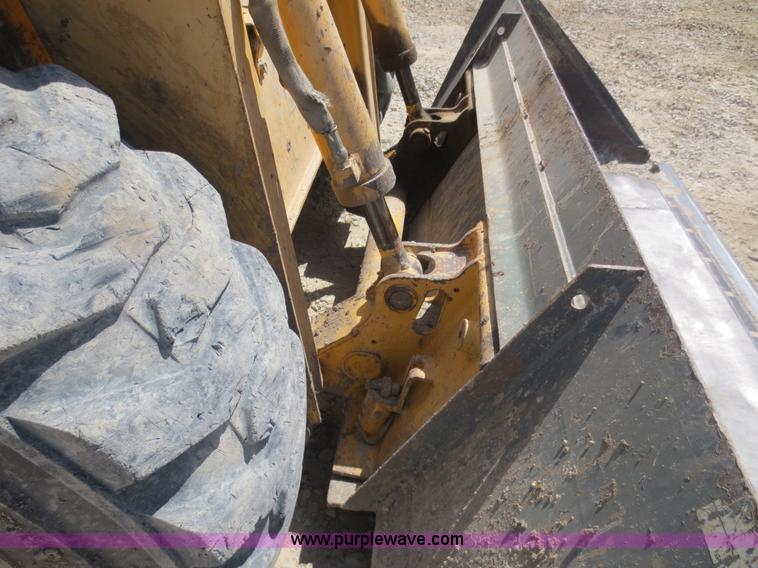 image for item D5848 Gehl 5640 skid steer