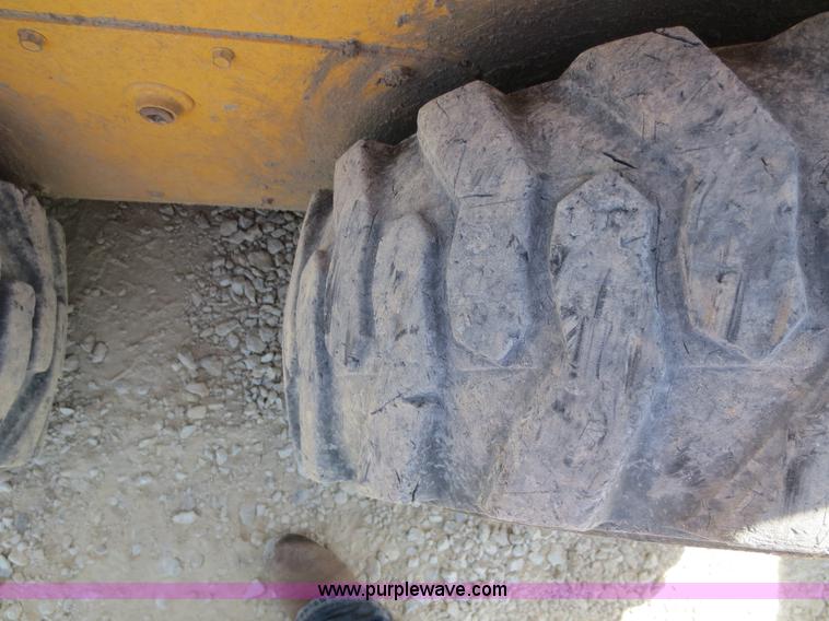 image for item D5848 Gehl 5640 skid steer