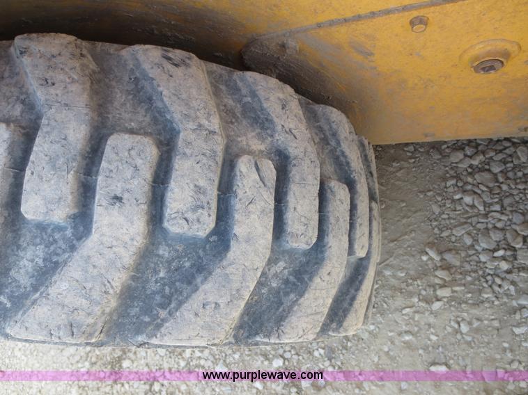 image for item D5848 Gehl 5640 skid steer