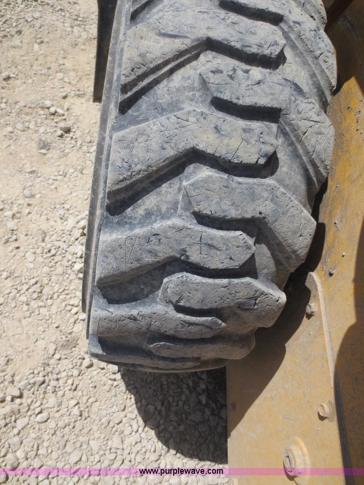 image for item D5848 Gehl 5640 skid steer