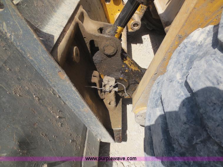 image for item D5848 Gehl 5640 skid steer